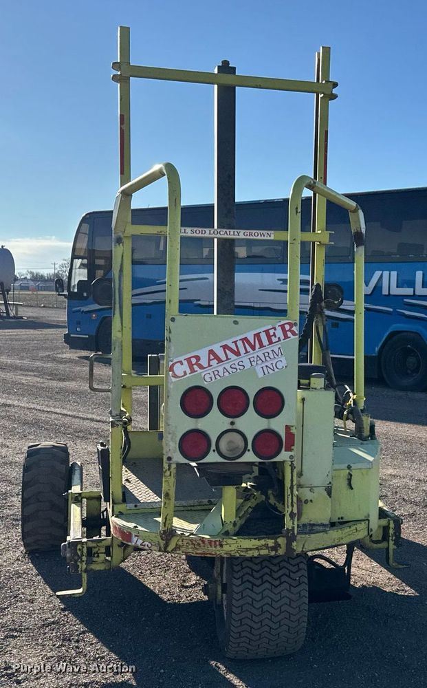 image for item LH9343 Donkey D12-3K forklift