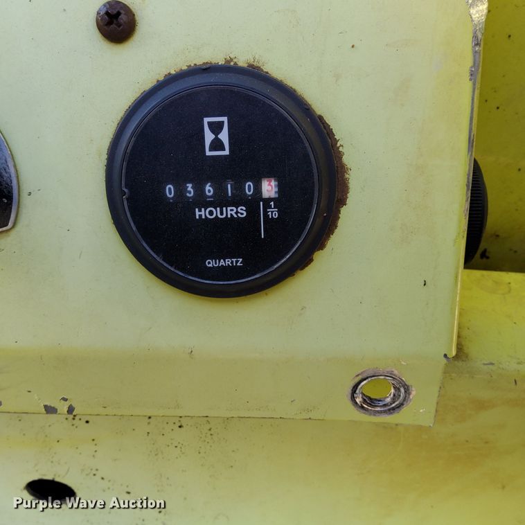 image for item LH9343 Donkey D12-3K forklift