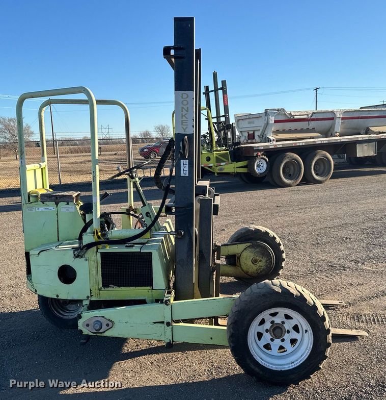 image for item LH9344 Donkey forklift
