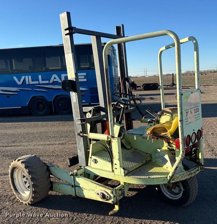 image for item LH9344 Donkey forklift