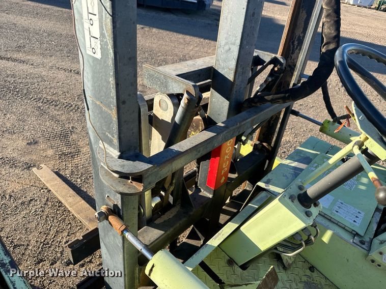 image for item LH9344 Donkey forklift