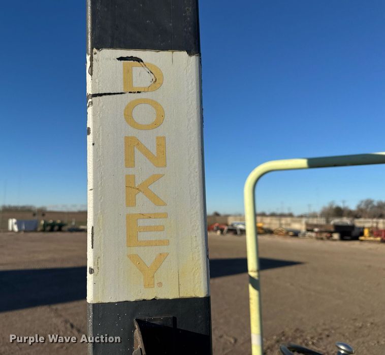 image for item LH9344 Donkey forklift