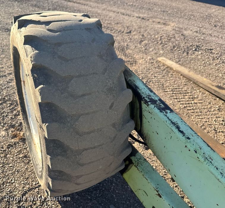 image for item LH9344 Donkey forklift