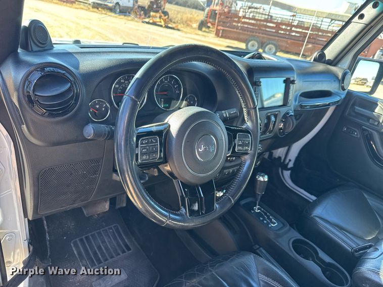 image for item LH9359 2014 Jeep Wrangler Unlimited SUV