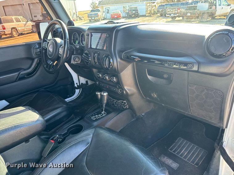 image for item LH9359 2014 Jeep Wrangler Unlimited SUV