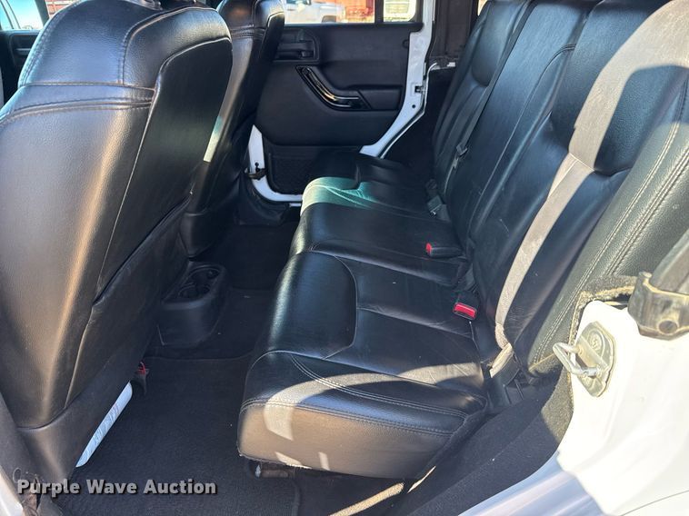 image for item LH9359 2014 Jeep Wrangler Unlimited SUV