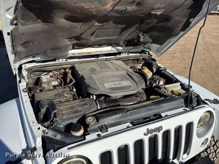 image for item LH9359 2014 Jeep Wrangler Unlimited SUV