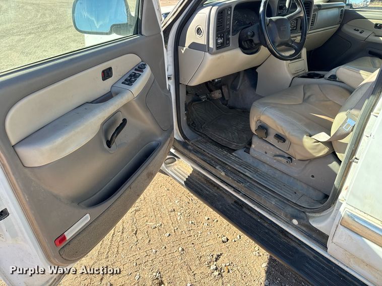 image for item LH9366 2000 GMC Yukon XL SUV