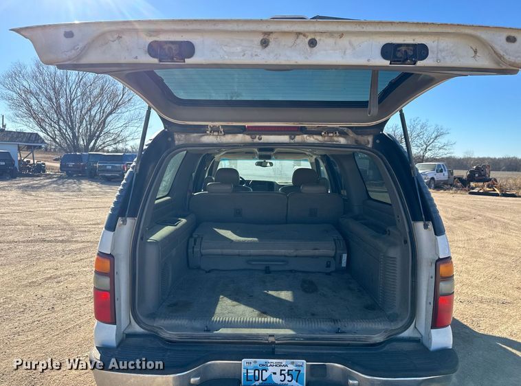 image for item LH9366 2000 GMC Yukon XL SUV