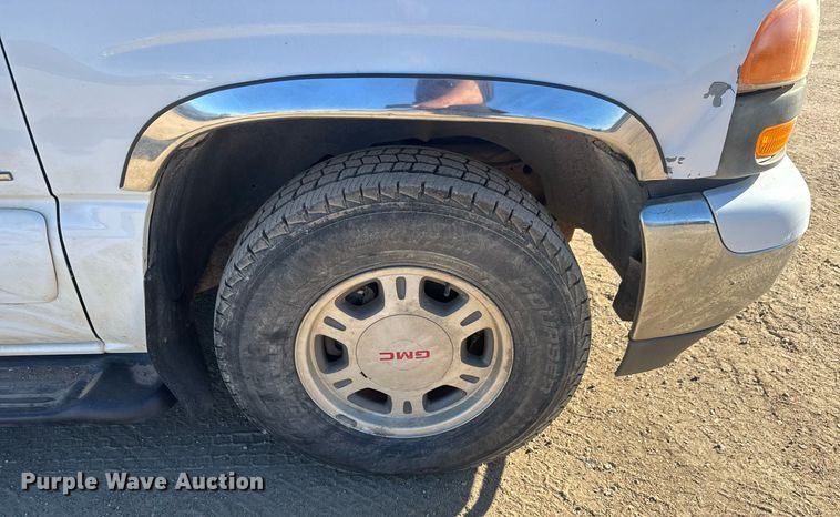 image for item LH9366 2000 GMC Yukon XL SUV