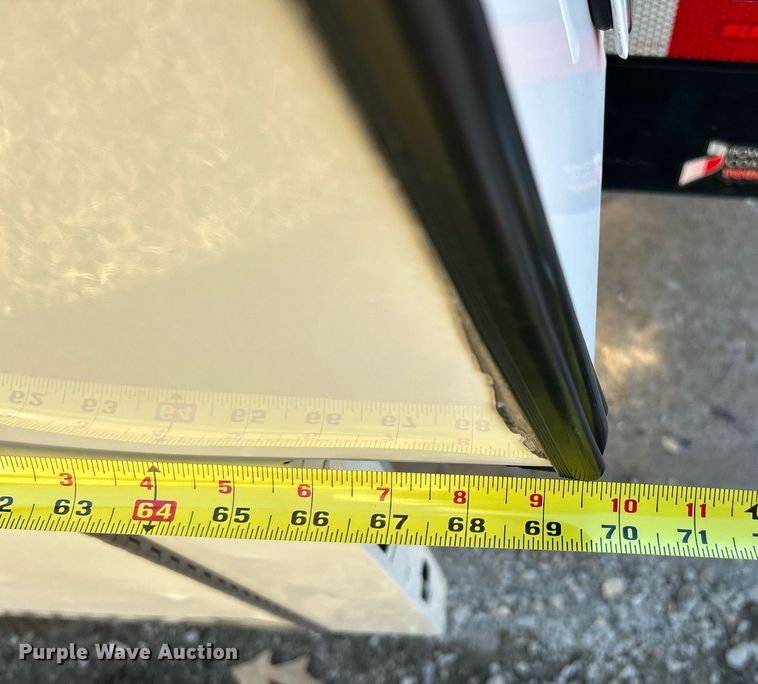 image for item NJ9657 ARE D471-23 truck topper