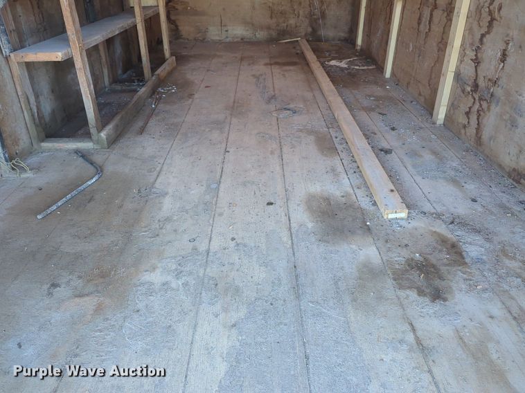 image for item NW9739 2003 GMC C7500 box truck