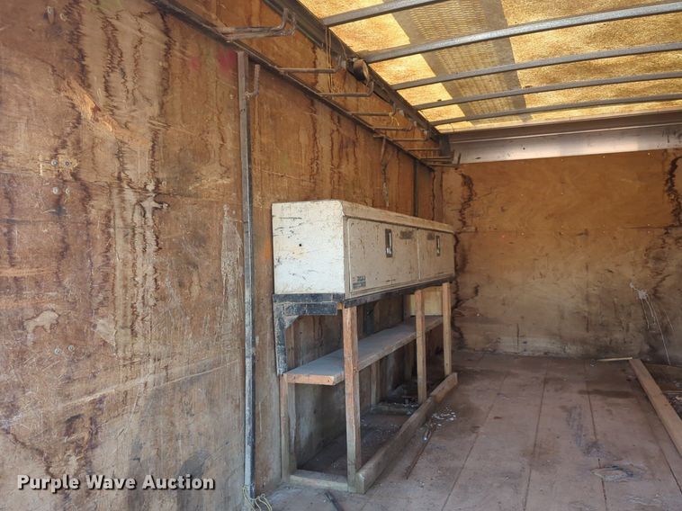 image for item NW9739 2003 GMC C7500 box truck