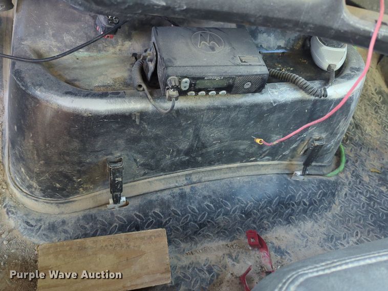 image for item NW9739 2003 GMC C7500 box truck