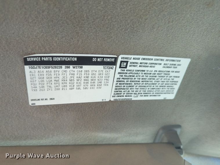 image for item NW9739 2003 GMC C7500 box truck