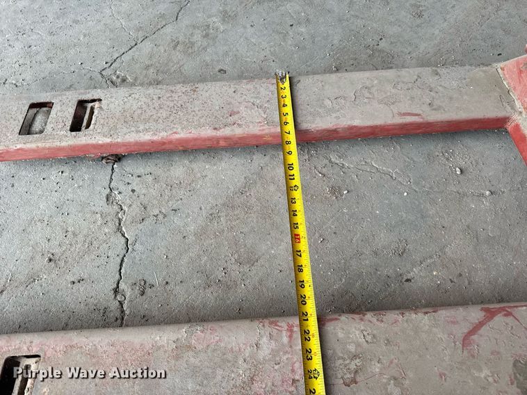 image for item OG9745 Pallet jack 