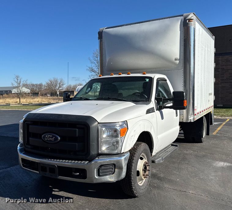 image for item OG9766 2016 Ford  F350 Super Duty XL box truck