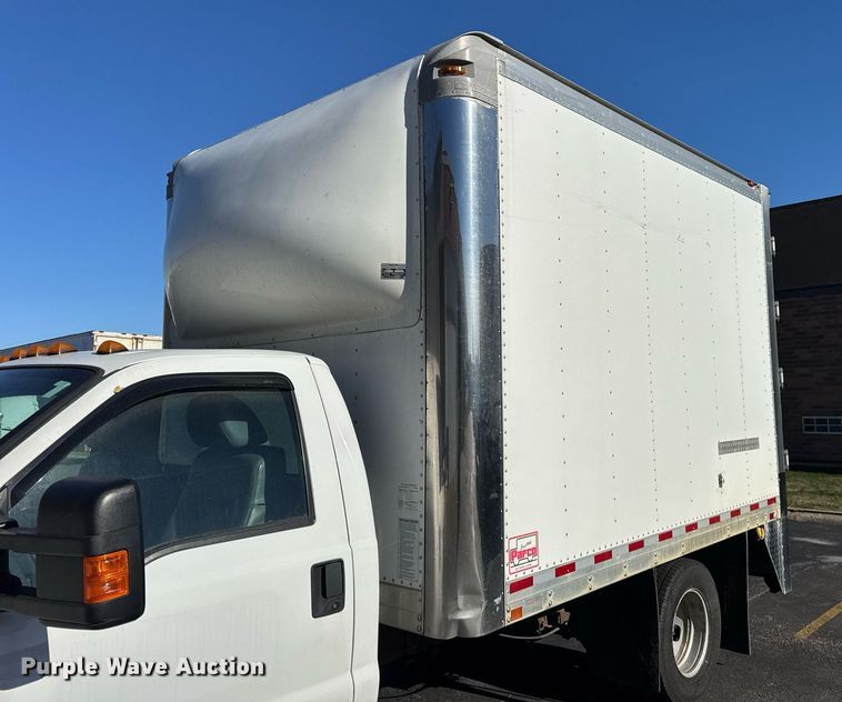 image for item OG9766 2016 Ford  F350 Super Duty XL box truck