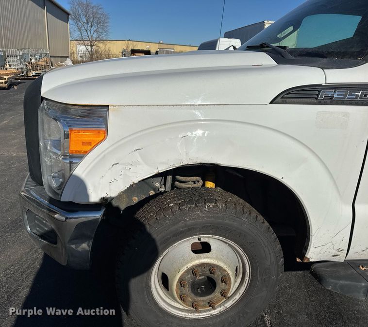 image for item OG9766 2016 Ford  F350 Super Duty XL box truck