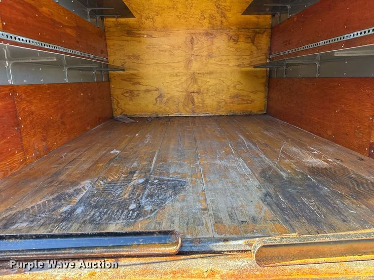 image for item OG9766 2016 Ford  F350 Super Duty XL box truck