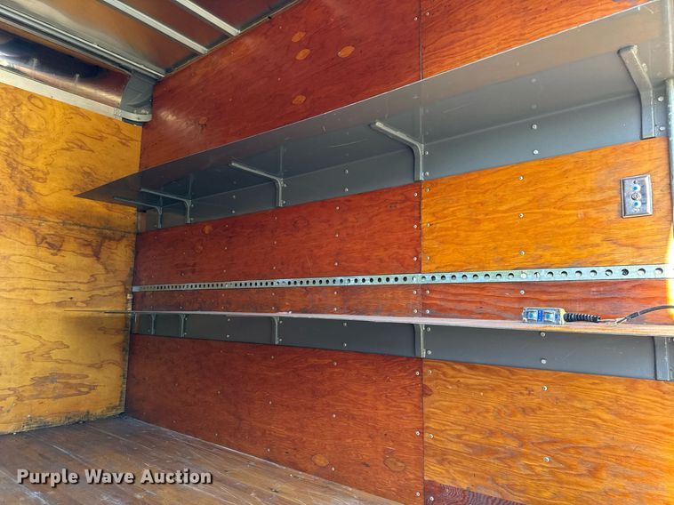 image for item OG9766 2016 Ford  F350 Super Duty XL box truck