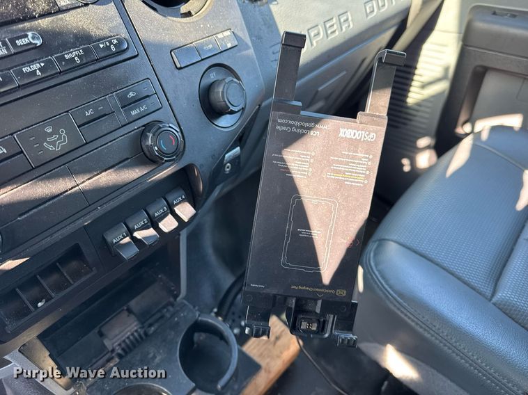 image for item OG9766 2016 Ford  F350 Super Duty XL box truck