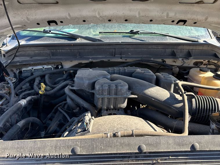 image for item OG9766 2016 Ford  F350 Super Duty XL box truck