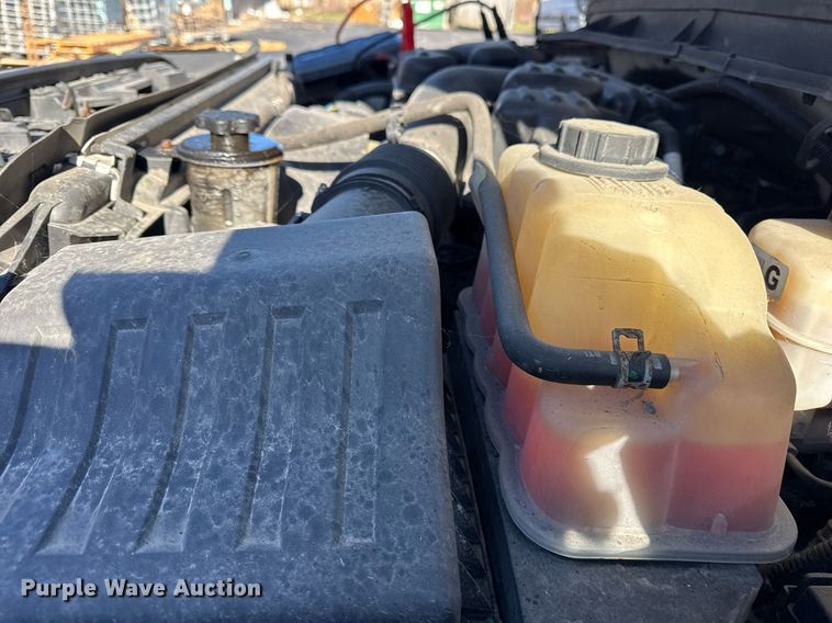 image for item OG9766 2016 Ford  F350 Super Duty XL box truck