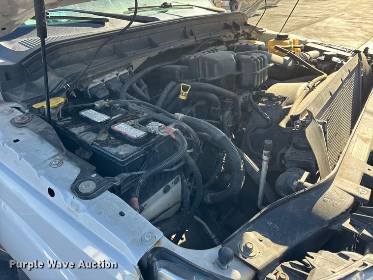 image for item OG9766 2016 Ford  F350 Super Duty XL box truck