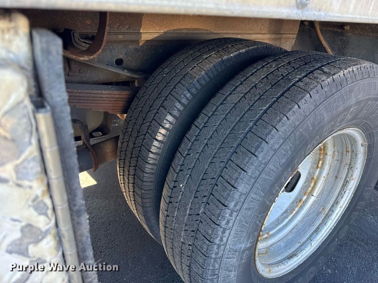 image for item OG9766 2016 Ford  F350 Super Duty XL box truck