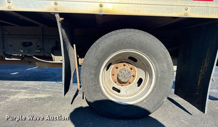 image for item OG9766 2016 Ford  F350 Super Duty XL box truck