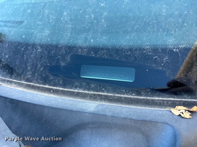 image for item OG9766 2016 Ford  F350 Super Duty XL box truck