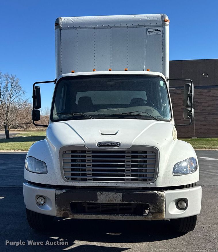 image for item OG9768 2010 Freightliner M2 box truck