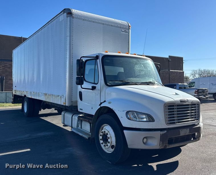 image for item OG9768 2010 Freightliner M2 box truck