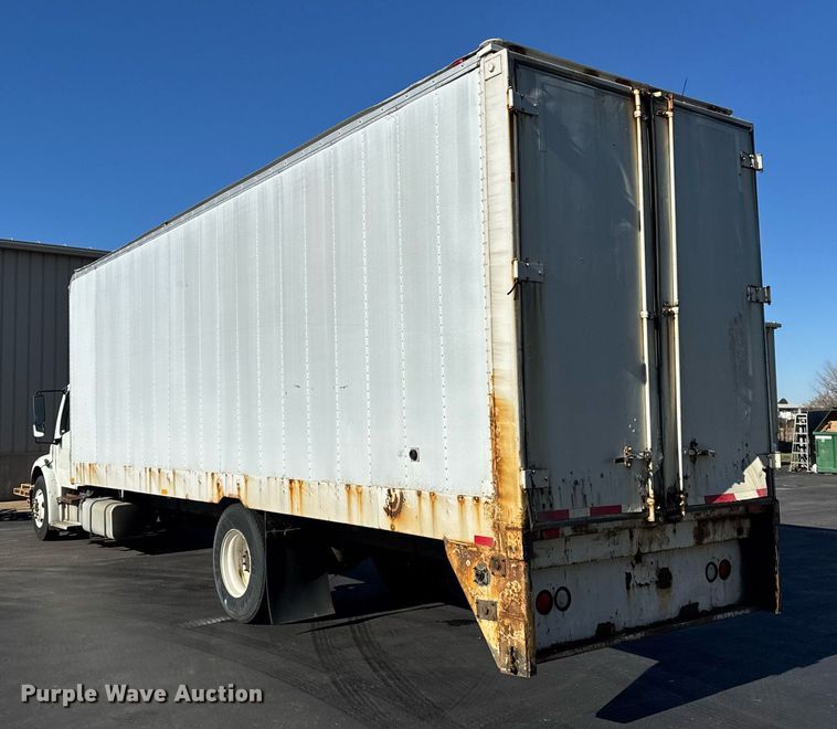 image for item OG9768 2010 Freightliner M2 box truck