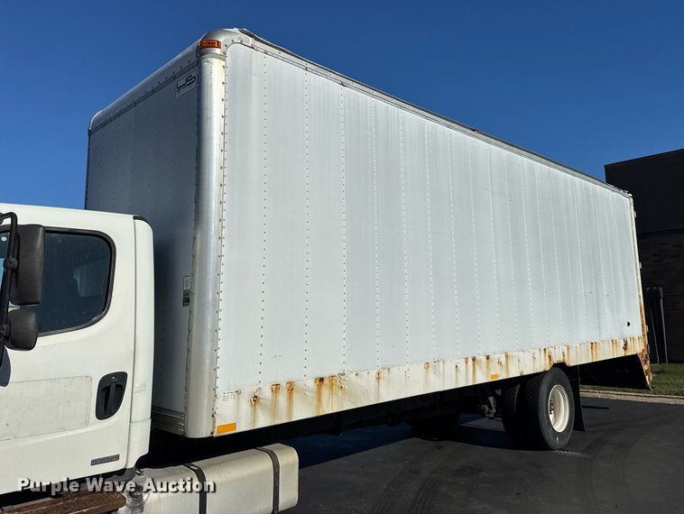 image for item OG9768 2010 Freightliner M2 box truck