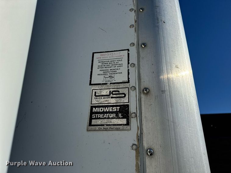 image for item OG9768 2010 Freightliner M2 box truck