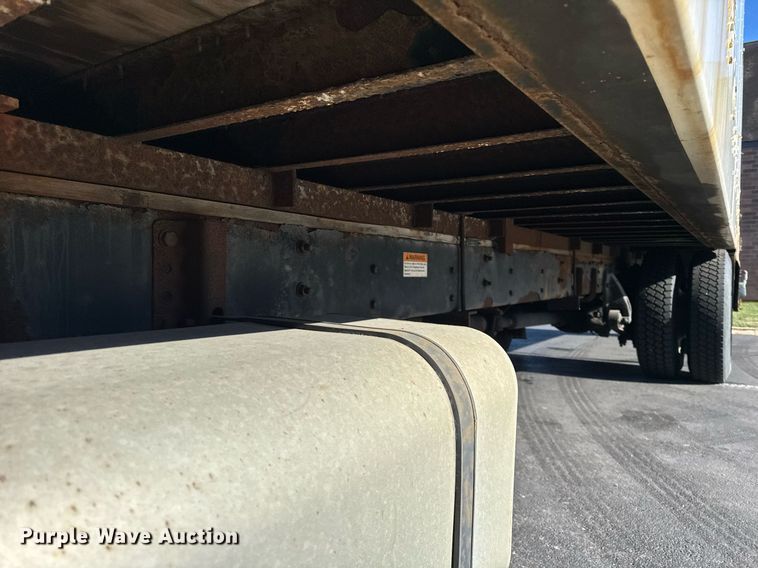 image for item OG9768 2010 Freightliner M2 box truck