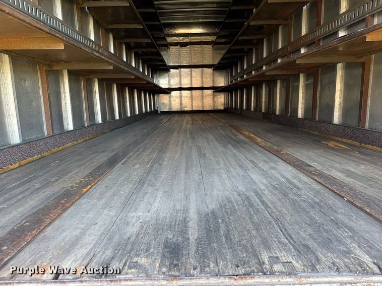 image for item OG9768 2010 Freightliner M2 box truck