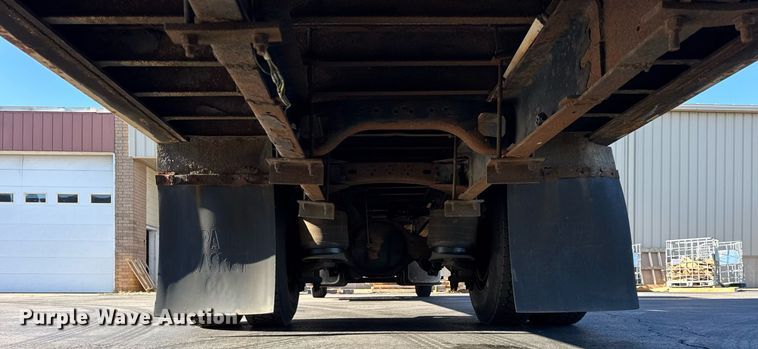 image for item OG9768 2010 Freightliner M2 box truck