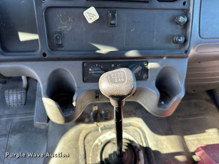 image for item OG9768 2010 Freightliner M2 box truck