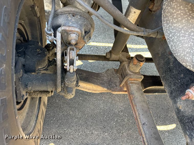 image for item OG9768 2010 Freightliner M2 box truck