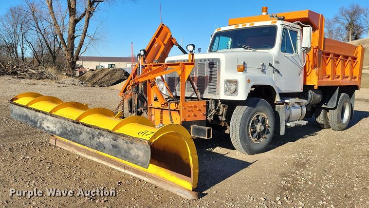 image for item OH9414 1981 International  S2500 dump truck