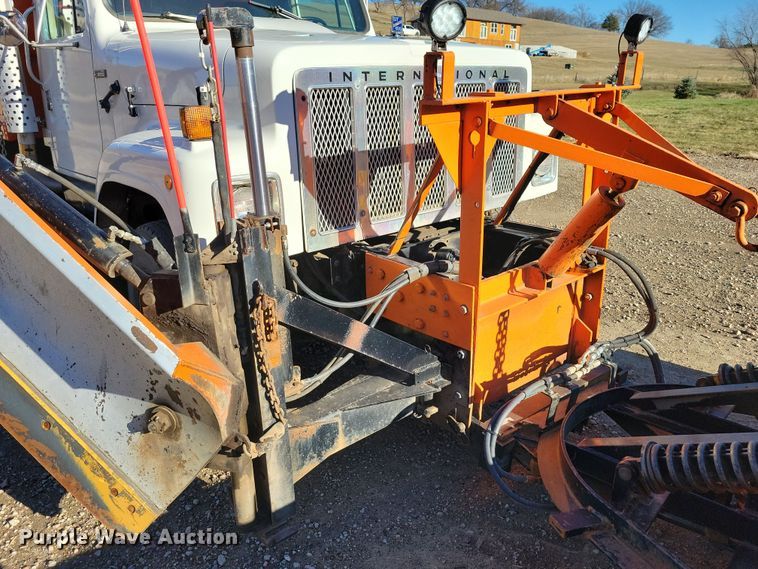 image for item OH9414 1981 International  S2500 dump truck