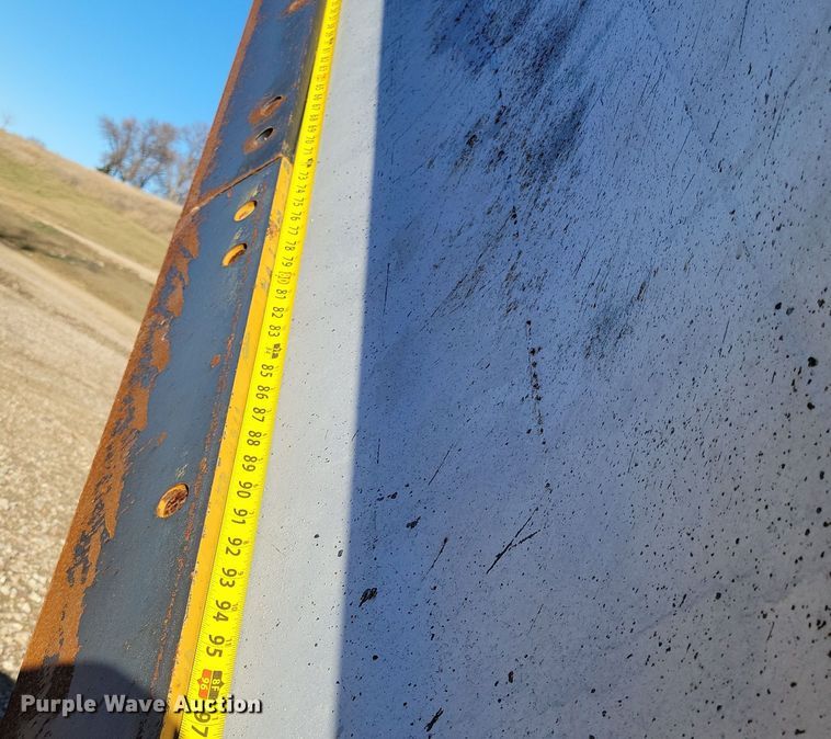 image for item OH9414 1981 International  S2500 dump truck