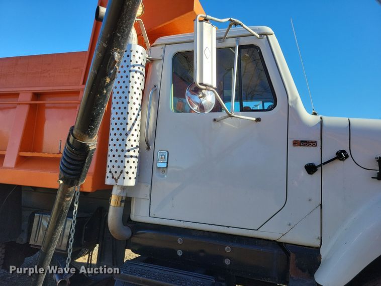 image for item OH9414 1981 International  S2500 dump truck