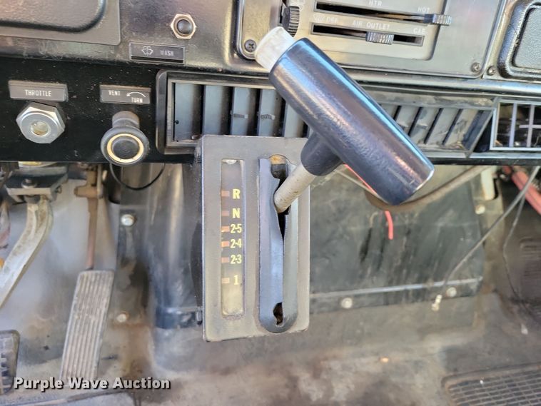 image for item OH9414 1981 International  S2500 dump truck