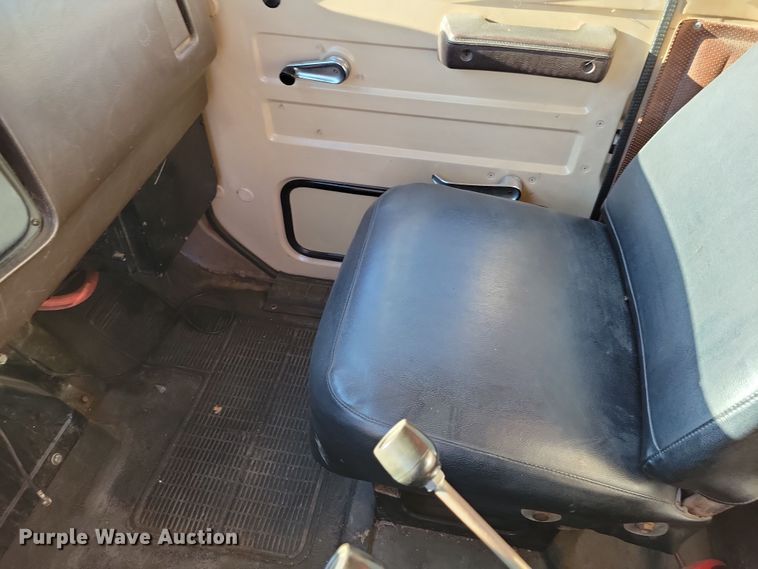 image for item OH9414 1981 International  S2500 dump truck