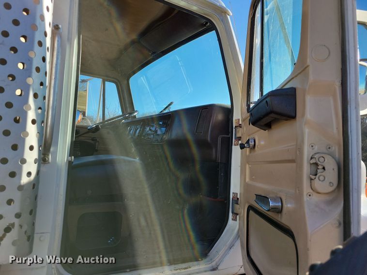 image for item OH9414 1981 International  S2500 dump truck