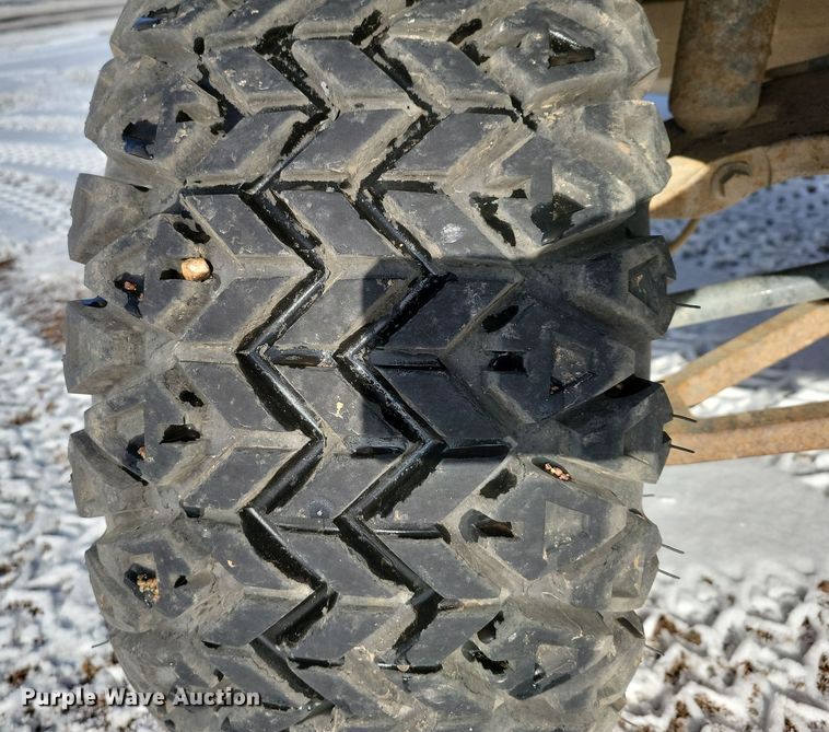 image for item OH9447 2011 Club Car XRT 1550 utility vehicle